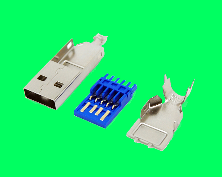 USB 3.0 AM 焊线三件式带凸 L=36MM OD 6.0-8.0 （手工焊)
